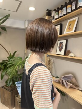 ロニカ 銀座(LOuNICA) 切りっぱなしボブ