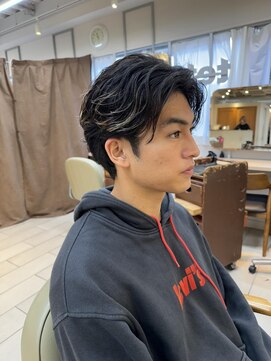 テトラ バイ ネオリーブ 横浜西口店(tetra by neolive) 横浜★メンズミディアムフェザーパーマ