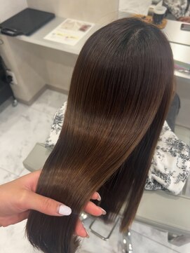 キング(K!ng) 縮毛矯正髪質改善ハイライトレイヤーカット楠葉美容室エクステ