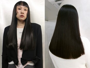 ミース(MIES)の写真/雨の日でも気分は晴れやか。1日中美しいストレート・美しいシルエットでモテ×愛される女性の髪質へ。