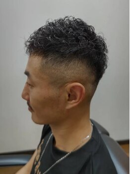 タウラアルチザンヘアーの写真/安佐北区の理容室なら「カットサロンタウラ」へ。理容室ならではのシェービングで清潔感のある好印象に◎