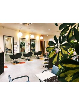 【カット+贅沢トリートメント\3500】お財布に優しいプチプライスなのに納得できる高い技術力が◎