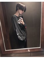 シン(syn)&nbsp;前下がりマッシュ