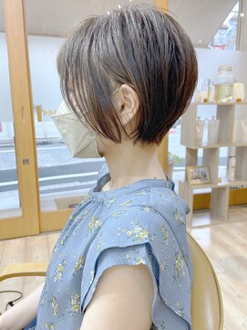 モリオフロムロンドン 松戸店(Morio from London) 【松戸　ムラマツ】大人かわいい前下りボブ　アッシュ