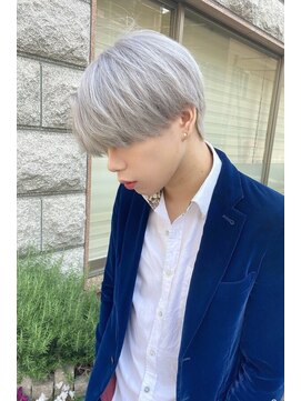 リア 大阪梅田(Ria) ～シルバーカラー～【Ria 大阪 梅田】