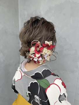 ドロップ ウタヅ(Drop UTAZU) 袴着付け&ヘアセット