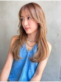銀座 Cheri 透明感ベージュカラー×艶髪ロングレイヤースタイル