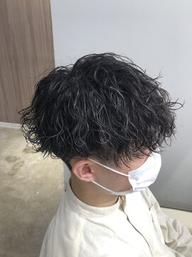 オーシャントーキョー(OCEAN TOKYO) ツイスパマッシュ(刈り上げツーブロック黒髪パーマ)