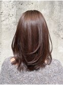 軽やかレイヤーまろやかベージュブラウンヘア【RISA】