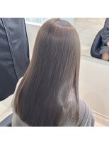 エミュスト(Emuest) 柔らか艶髪☆心斎橋美容室