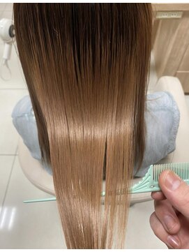 ルクールヘアアンドビューティー 燕三条店 髪質改善トリートメント
