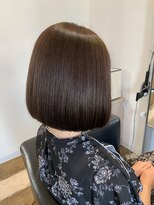 アンファングプラス(Anfang+) 前下がりボブ
