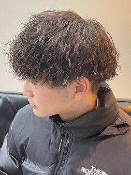 バース バイ ハピネス(BIRTH by happiness) 奈良men's緩め縦落ちツイストスパイラルパーマ