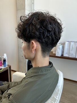 アチーブ ヘア デザイン(achieve hair design) メンズパーマ短髪ツーブロック束感モテるナチュラルカラー