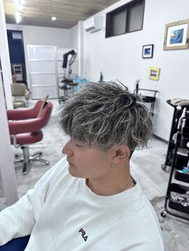 ヘアーサロン ヴィアルス 松原店(hair salon VIARS) ホワイトメッシュ!