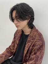 ユーフォリア 渋谷グランデ(Euphoria SHIBUYA GRANDE)&nbsp;センターパート　横顔イケメン　ダークグレー