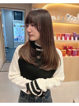 シダ(sida SAIIN) 【高城】トレンドロングストレートレイヤー10代20代