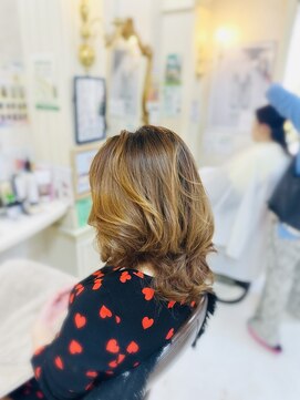 美容室 ティンカーベル レイヤーカット