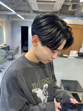 キャンバス バイ ネオリーブ 横浜西口(Canvas by neo.) 横浜★フェザーパーマ♪人気メンズパーマ