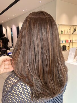 ステア ケース(stair case) 極細ハイライトオレンジベージュブラウン髪質改善トリートメント