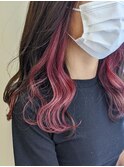 ピンクインナーカラー×ゆるウェーブ