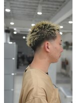 イル 天神大名店(ill)&nbsp;坊主ショート／スパイキーショート/短髪ヘア
