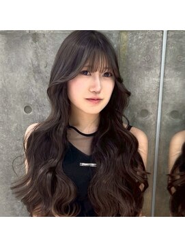 ロール 博多(Role) ブラウンカラー/レイヤーカット/透明感カラー