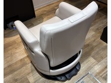 petit cocon【10月8日NEW OPEN（予定）】の雰囲気（お席とシャンプー台が一体型なので、サロン時間もリラックス♪）