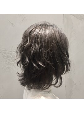 アンド バイ ヘアサロン(AND by hair salon) グレーアッシュカラー