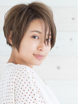 リル 8F 銀座(Rire) 【Rire-リル銀座-】大人可愛いカジュアルショート