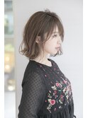 外ハネボブ/セクションカラー/ペールベージュ/秋葉原