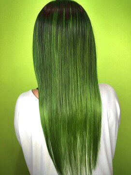 テテ(TETE) エルキトリックグリーン　長堀橋×心斎橋