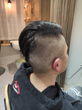 クローバー 綱島(CLOVER) ゴリッと７：３ショートヘア