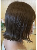パツっとボブ×ナチュラルインナーカラー