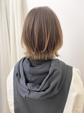 ネオリーブ チロル 横浜西口店(Neolive CiroL.) 外ハネボブ　縮毛矯正　大人可愛い　くびれボブ