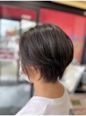 《30代》ママにも大人気♪耳掛けショートで艶髪髪質改善