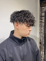 ミナミ(MINAMI)&nbsp;ツイストスパイラルパーマ　前下がり　国分寺