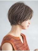 立体感・動きのあるショートボブ