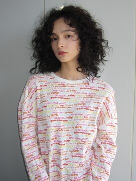 ポピンズ(poppins) 90sカーリーパーマ