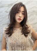簡単スタイリングヘアセンターパートゆるふわロングハイレイヤー