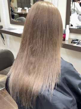 ヘアーアンドメイク ビス(HAIR&MAKE bis) 一番人気！ミルクティーベージュ♪【唐木彩華】