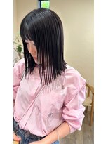 シフト(SHEEFT)&nbsp;10代20代30代大人可愛い艶カラーアッシュブラックミディアムヘア