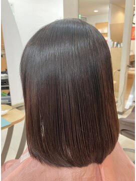 カットハウス はさみの部屋 ミディアムボブ/酸性カラー/髪質改善/ダークブラウン/前髪
