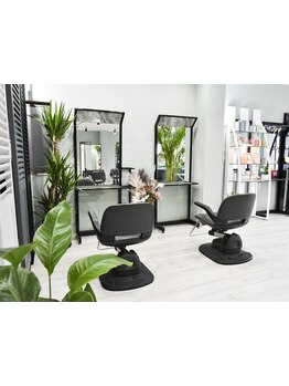 アイラッシュメニューのあるヘアサロン☆ヘアもまつ毛も合わせて、美しくを叶えます♪