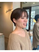 大人ボブ大人ショートボブ切りっぱなしボブ前髪あり前下がりボブ