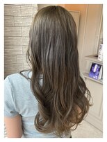 シーバイリリア(siie by LILIA)&nbsp;透明感ヘーゼルベージュ◎