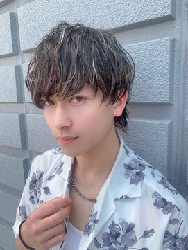 ビビディバビディブー 枚方ビオルネ店(Bibbidi.bobbidi.boo) ハイライトと濡れ質感で魅せる軽やかニュアンスウルフ