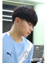 にもう&nbsp;ツーブロック/マッシュ/刈り上げ/ショート/テーパーフェード