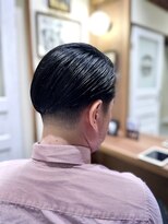 フォーコーナーズ(Four Corners)&nbsp;大人スキンフェードツーブロック刈り上げマンバン30代40代