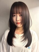 ロティー 天神(loty)&nbsp;レイヤー 顔周りカット 前髪 オリーブグレージュ 透明感カラー